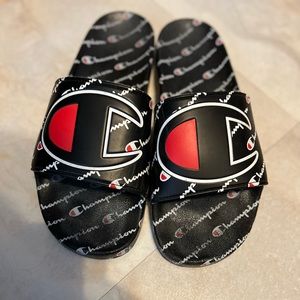 Men’s Champion Slides Size 12